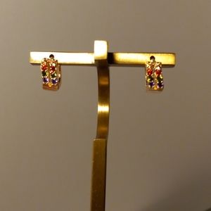 🌻Gold Layered Huggie Hoop Earring, with Cubic Zirconia, - Multicolor🌻